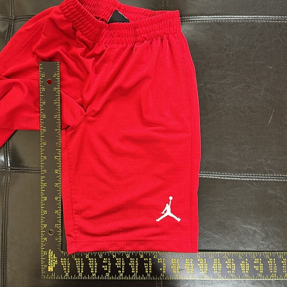 Jordan brand red polyester shorts - Picture 9 of 12